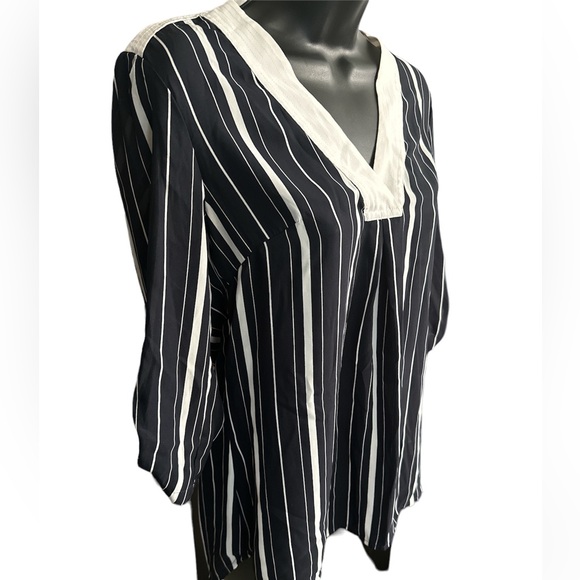 H&M Women’s Blue and White Sheer Blouse - Picture 3 of 8